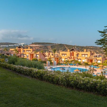 Beautiful 2-Bed Apartment In Casares Costa Bahia de Casares Екстериор снимка